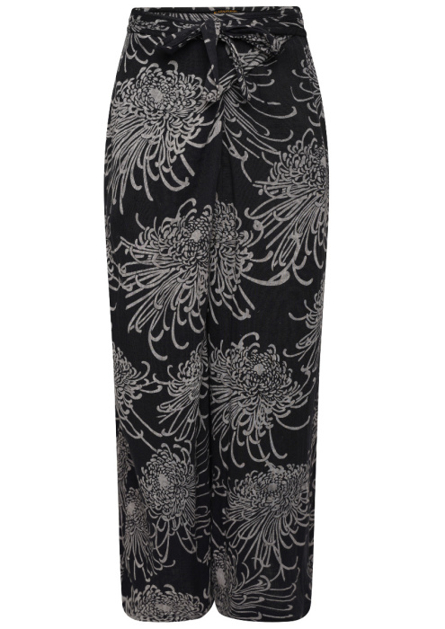 CHRYSANTHEMUM FISHERMAN